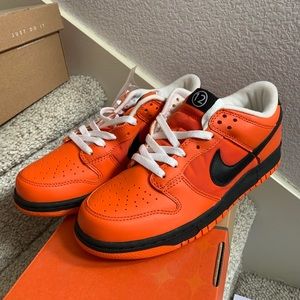 Nike Vintage Holland Dunk Low Shoes